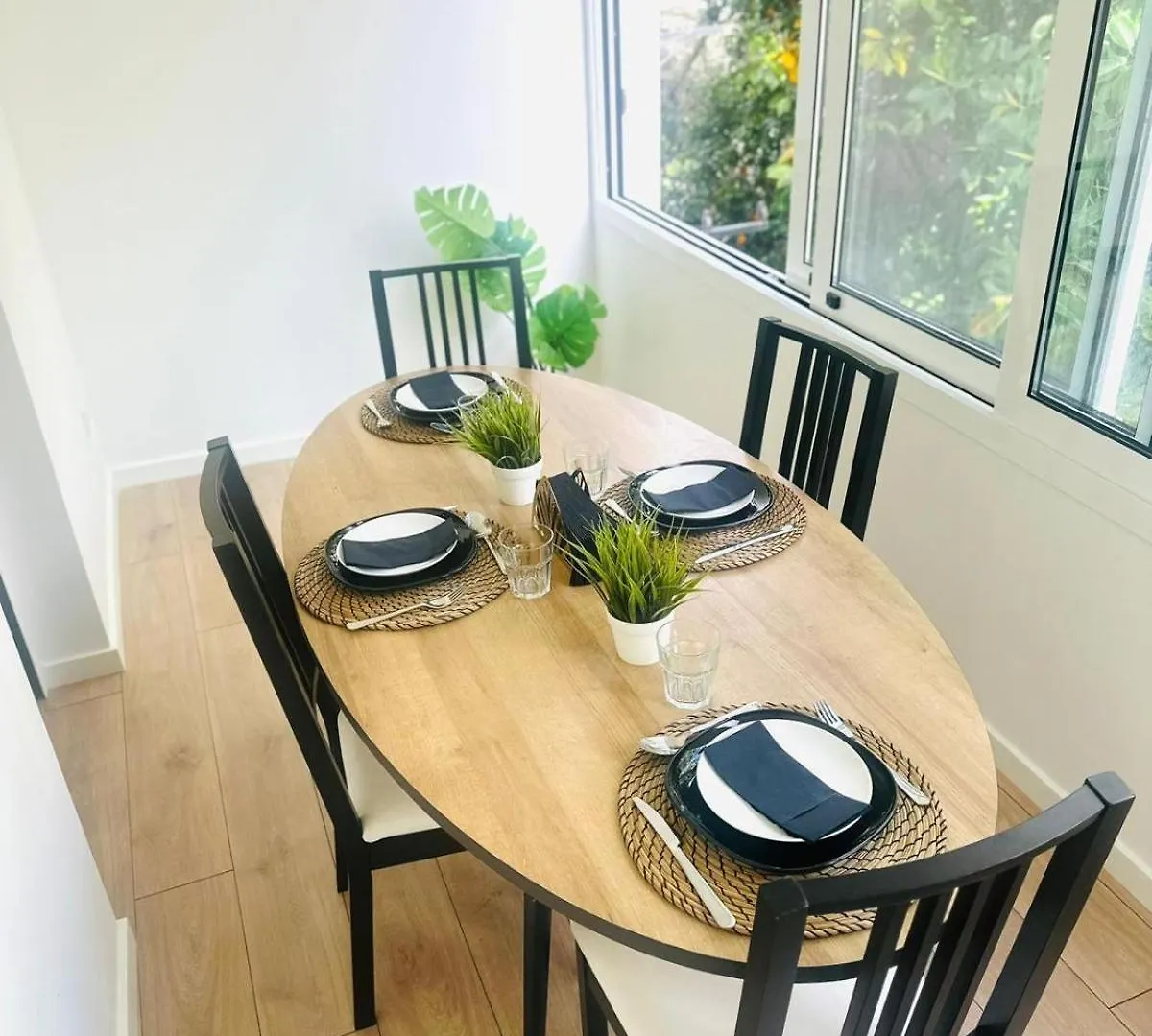 Lisbon City Center 3 Bedroom Flat Next To Avenida Almirante Reis Lägenhet
