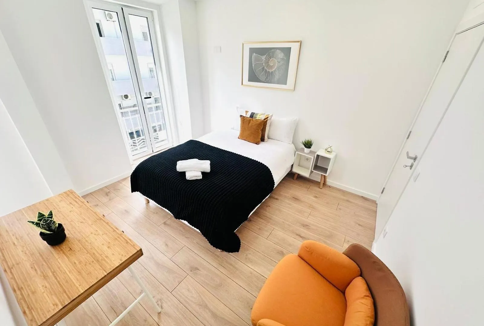Lisbon City Center 3 Bedroom Flat Next To Avenida Almirante Reis