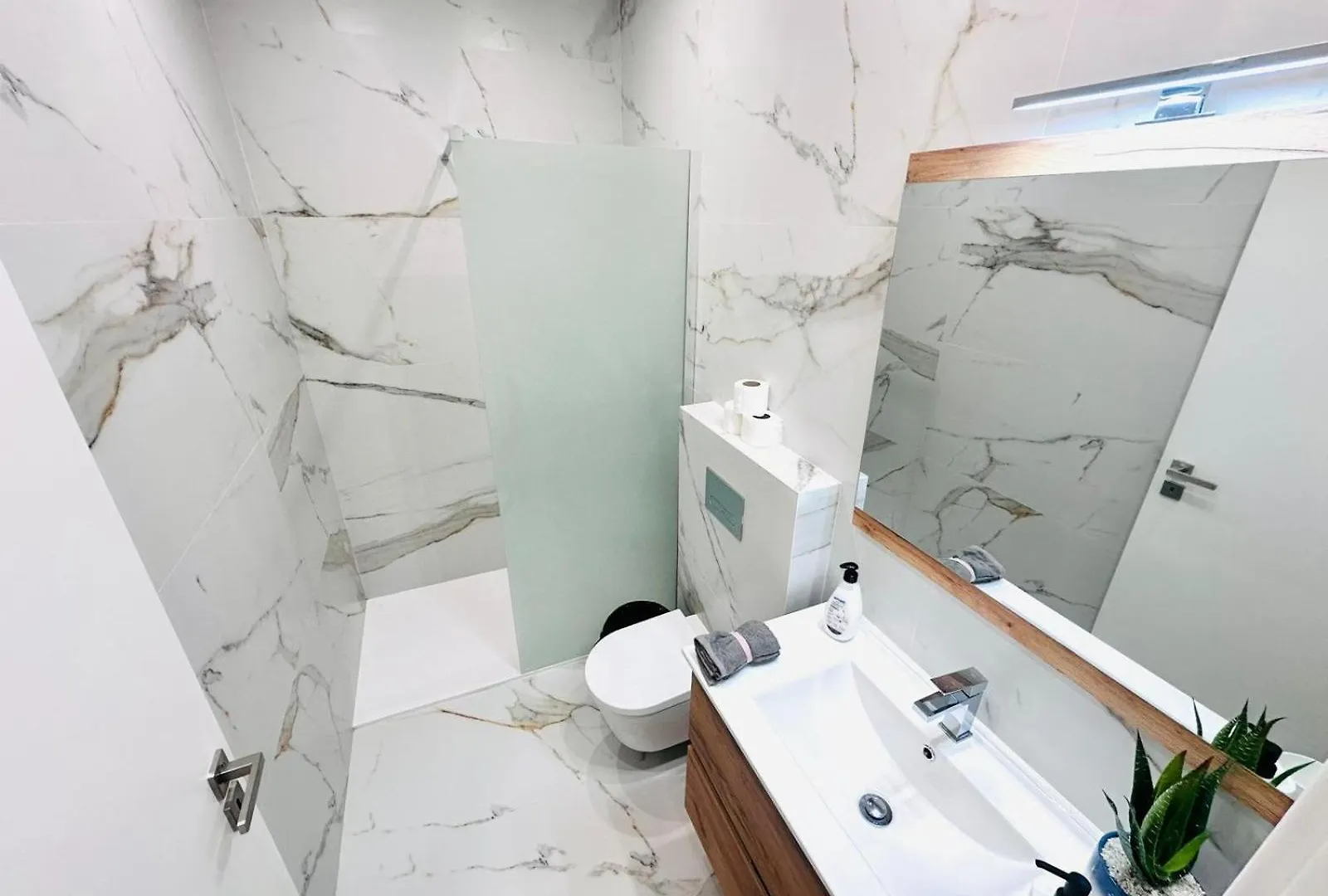 Lisbon City Center 3 Bedroom Flat Next To Avenida Almirante Reis Portugal