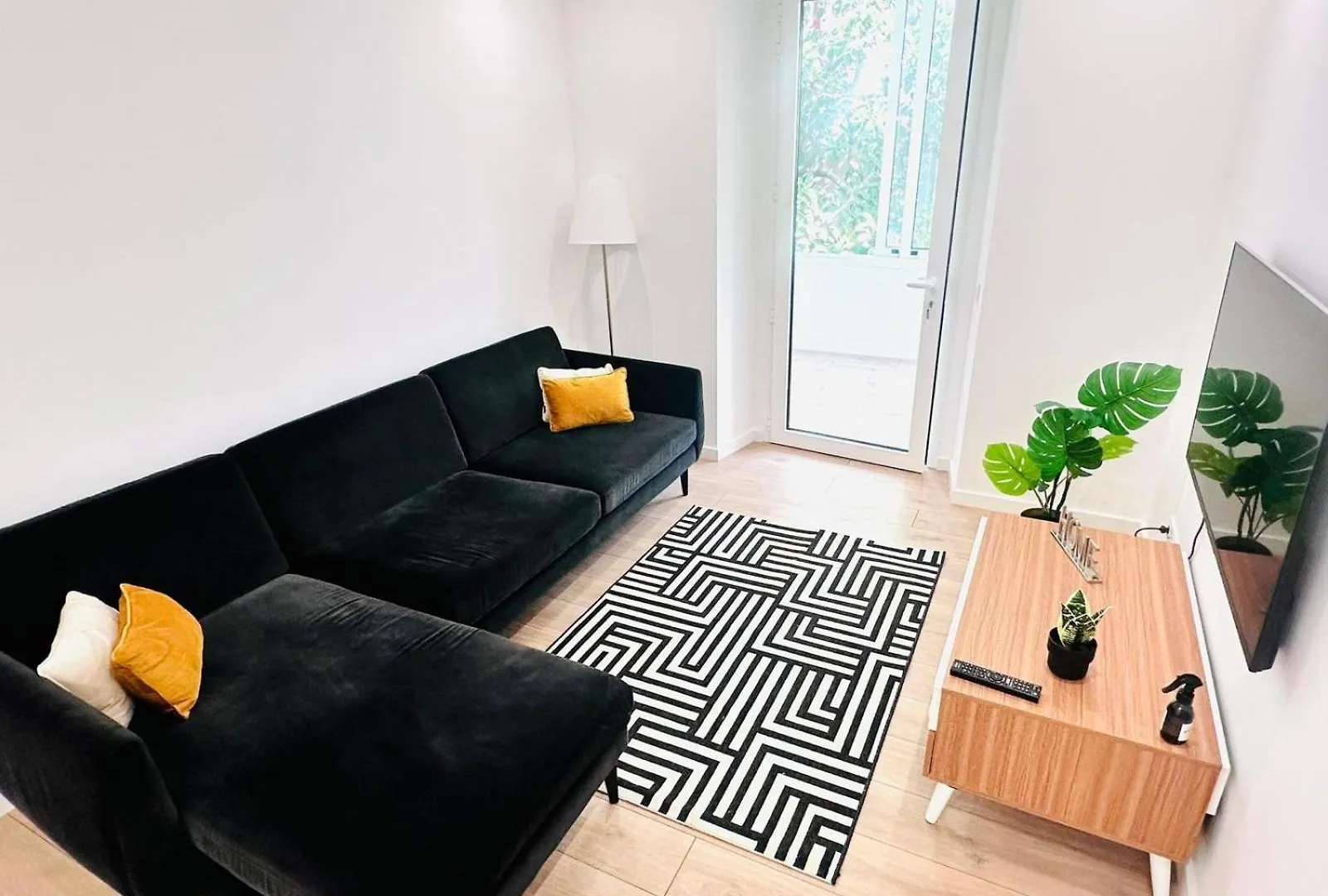 Apartment Lisbon City Center 3 Bedroom Flat Next To Avenida Almirante Reis Portugal