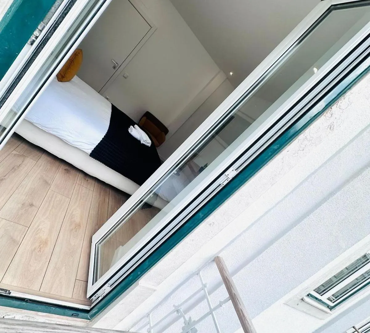 Apartment Lisbon City Center 3 Bedroom Flat Next To Avenida Almirante Reis